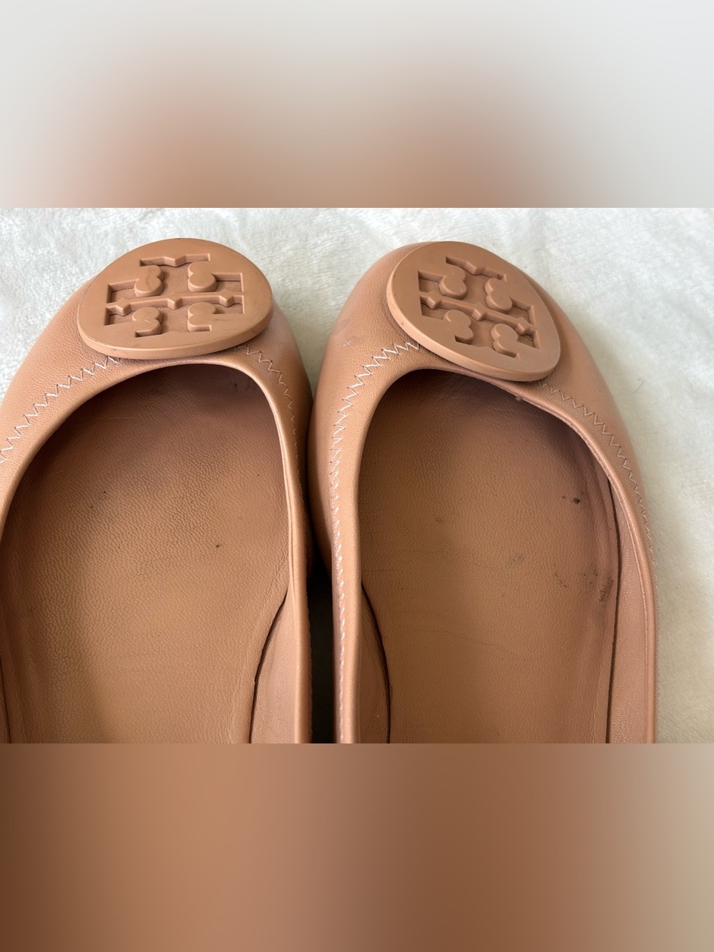 Tory Burch Minnie Travel Ballet Flats Tonal Leather Logo Tan Nude Size 6 - Picture 10 of 11